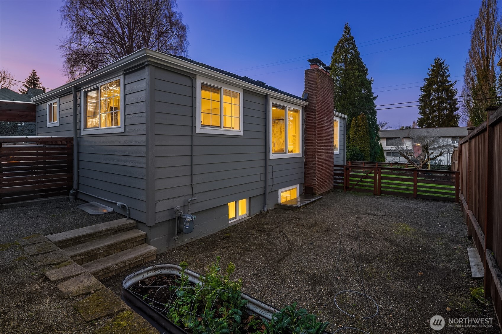 403 Northeast 94th Street Seattle, WA 98115 - Photo 32 of 40