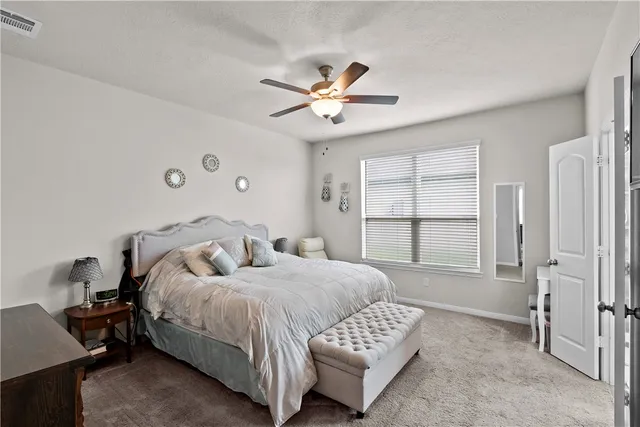 $369,900 | 204 Broaddus Bend, Caldwell, TX 77836