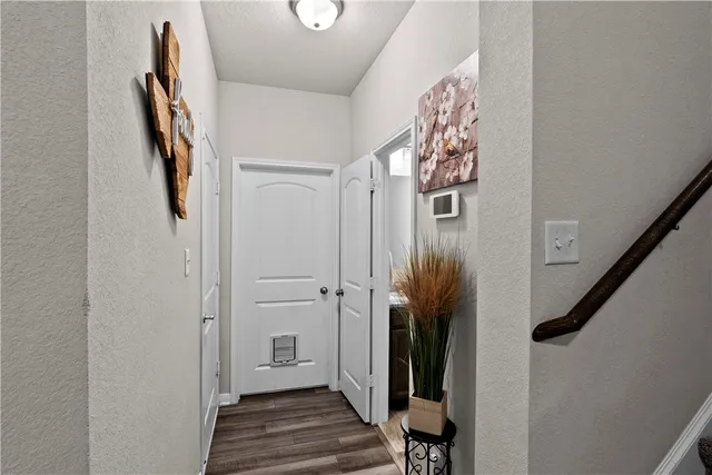 $369,900 | 204 Broaddus Bend, Caldwell, TX 77836