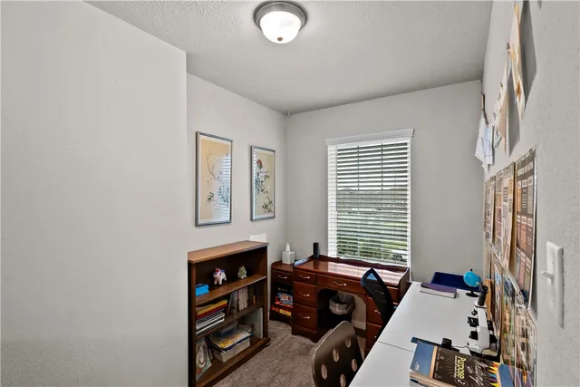 $369,900 | 204 Broaddus Bend, Caldwell, TX 77836