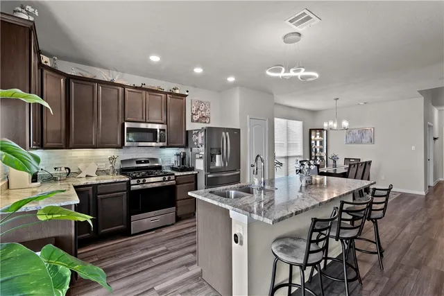 $369,900 | 204 Broaddus Bend, Caldwell, TX 77836