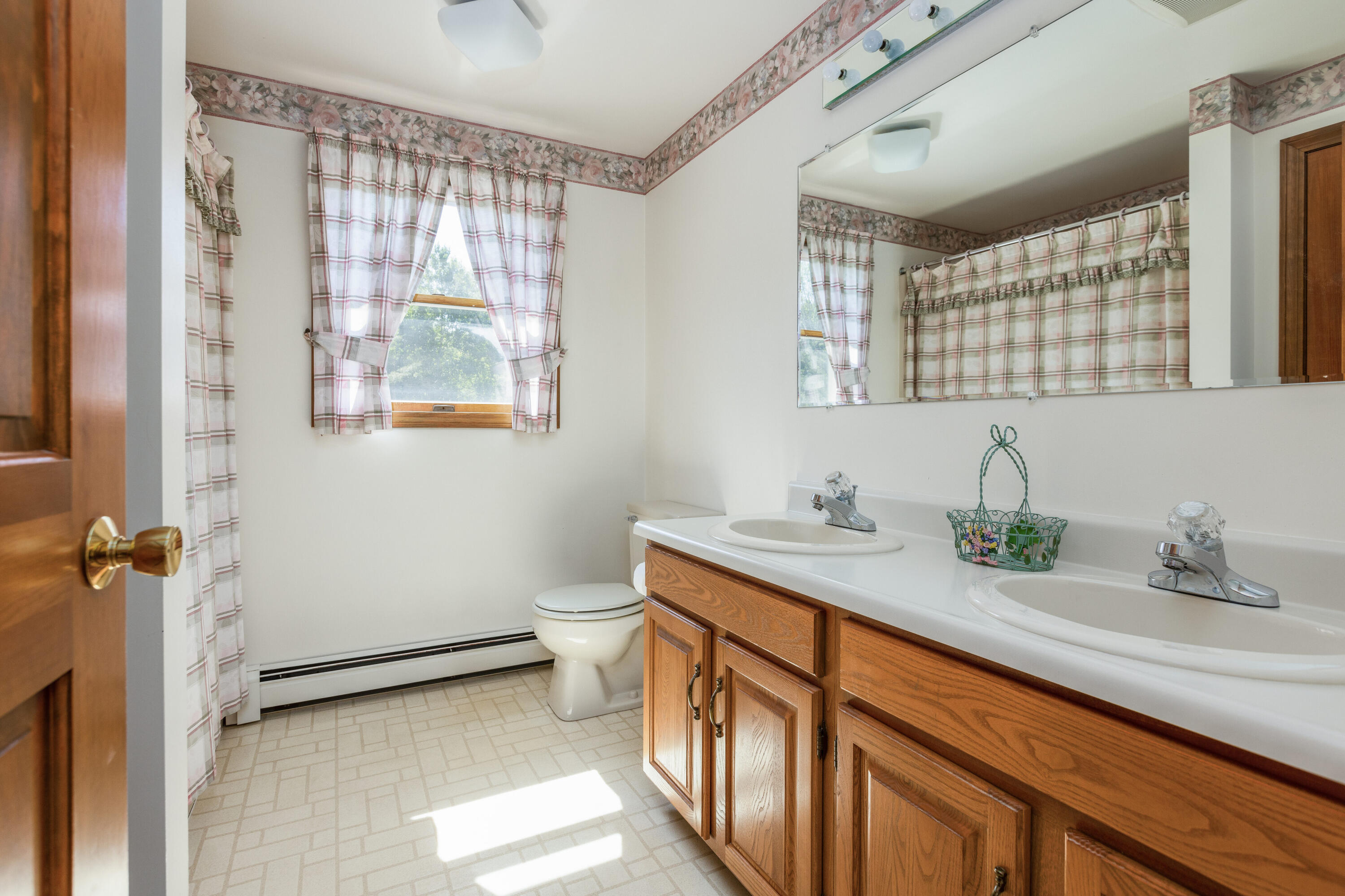 8 Merrill Road Westbrook, ME 04092 - Photo 25 of 39 8 Merrill Rd Westbrook ME-print-025-031-