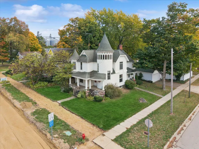 $199,999 | 203 East Michigan Street, Reading, MI 49274