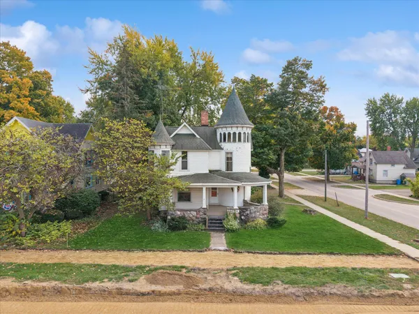 $190,000 | 203 East Michigan Street, Reading, MI 49274