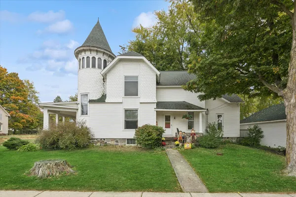 $190,000 | 203 East Michigan Street, Reading, MI 49274