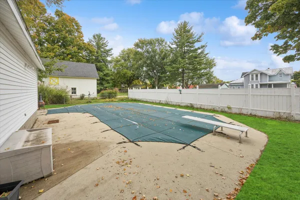 $190,000 | 203 East Michigan Street, Reading, MI 49274