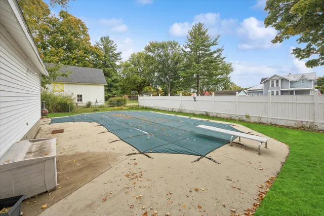 $199,999 | 203 East Michigan Street, Reading, MI 49274