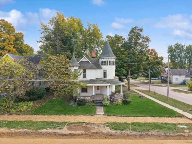 $199,999 | 203 East Michigan Street, Reading, MI 49274