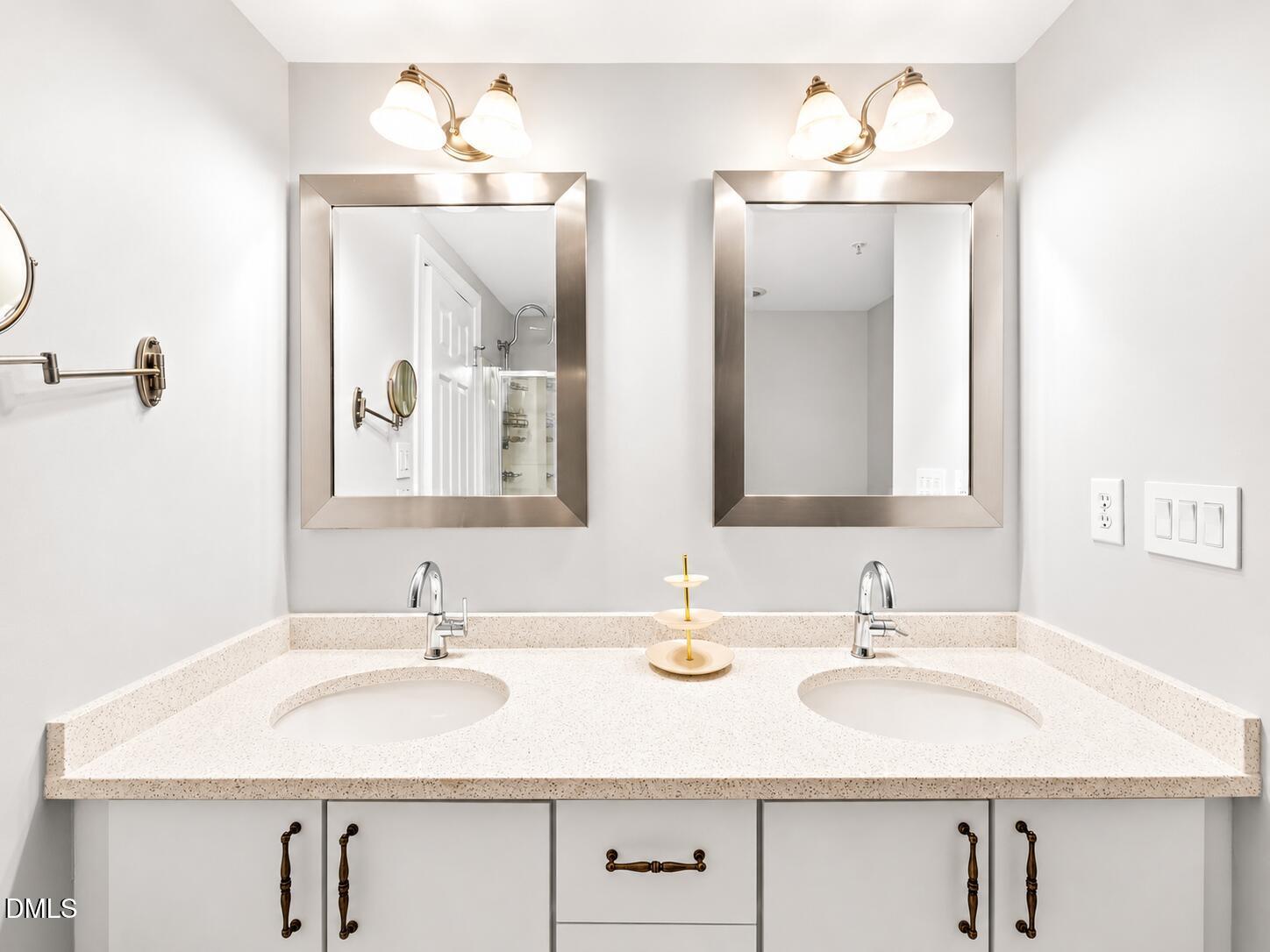 200 South Dawson Street, Unit 111 Raleigh, NC 27601 - Photo 14 of 32 Bathroom 2