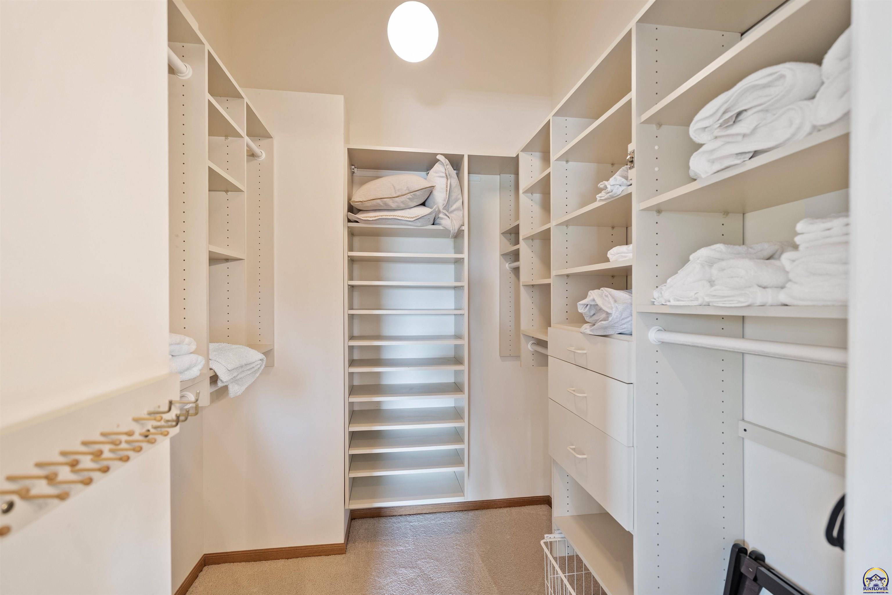 9736 West Lake Road Meriden, KS 66512 - Photo 25 of 98