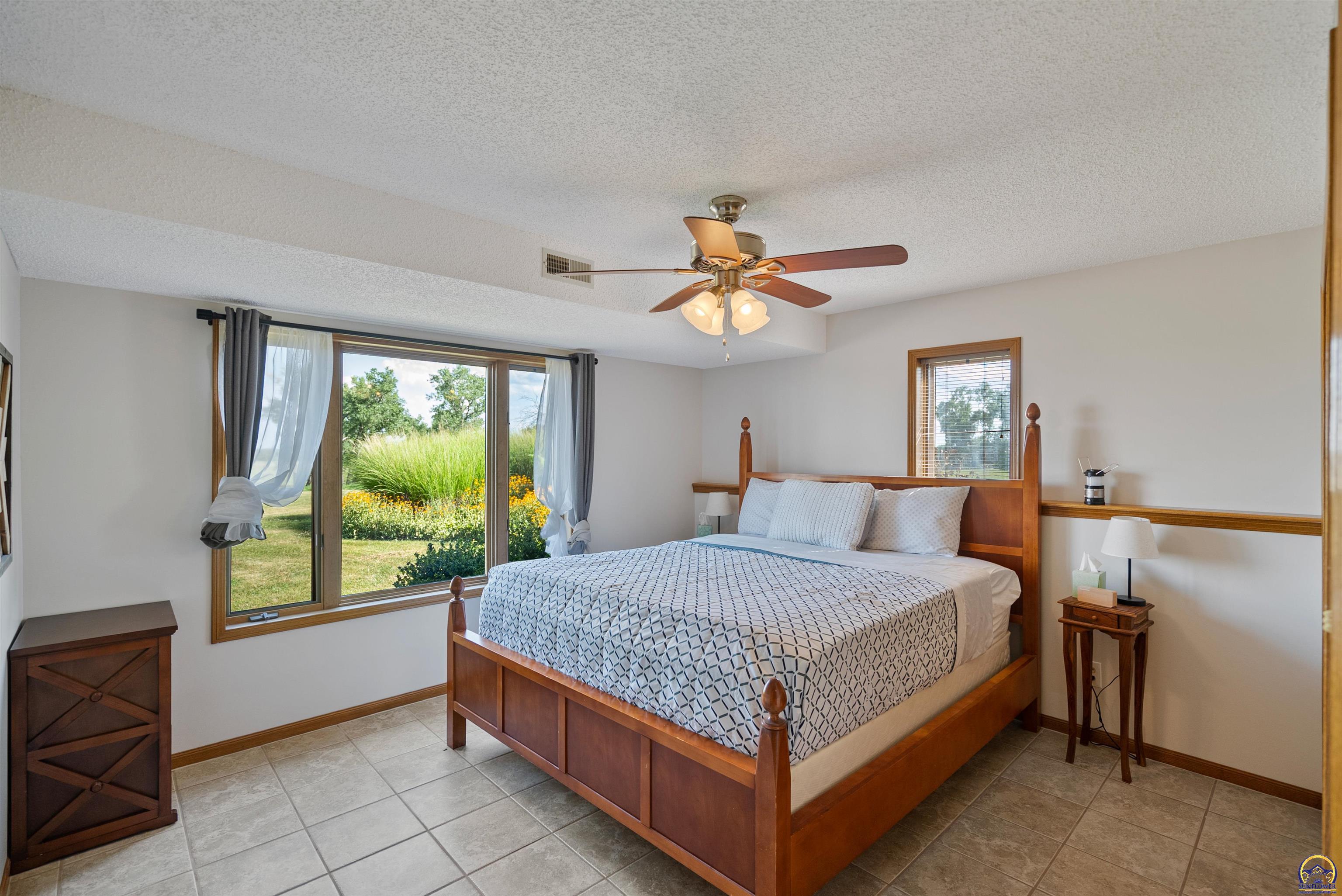 9736 West Lake Road Meriden, KS 66512 - Photo 44 of 98