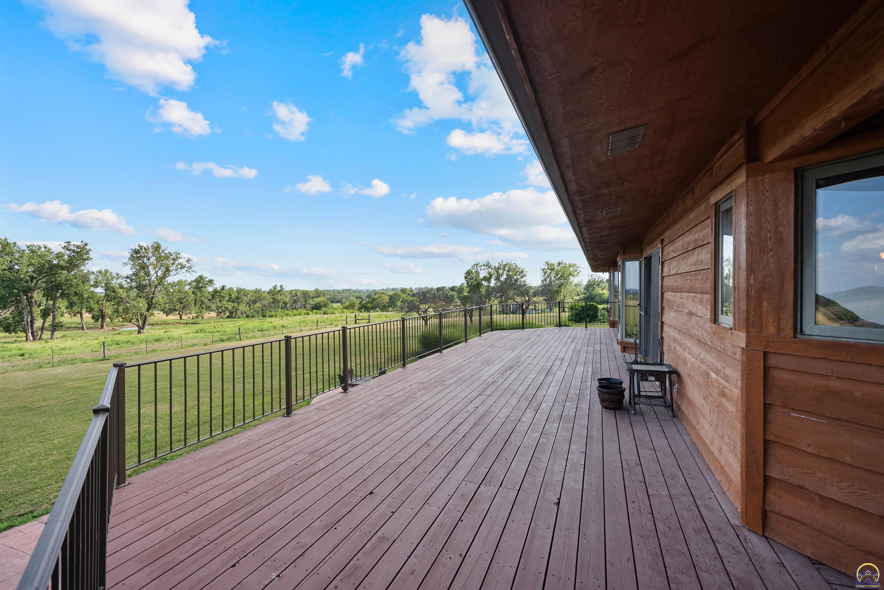 9736 West Lake Road Meriden, KS 66512 - Photo 74 of 98