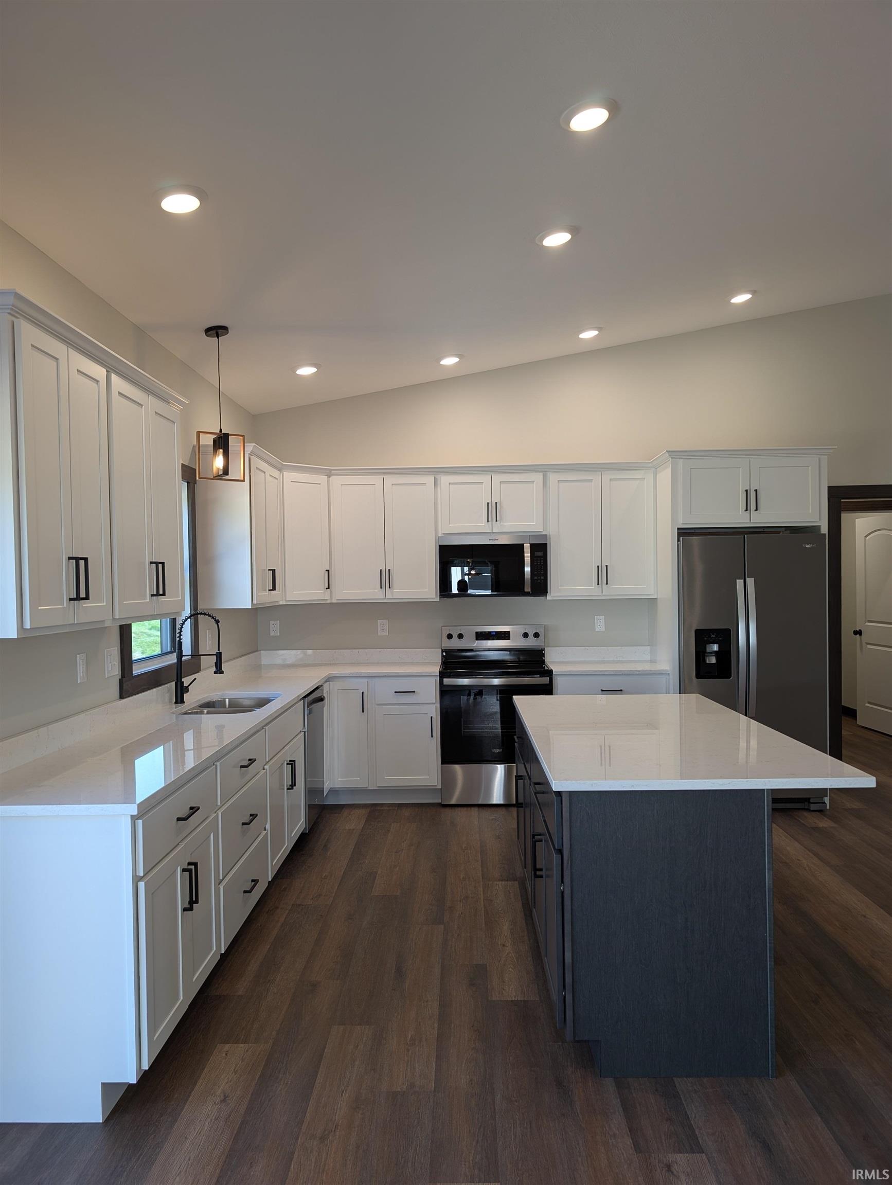 211 Poplar Street Loogootee, IN 47553 - Photo 15 of 31