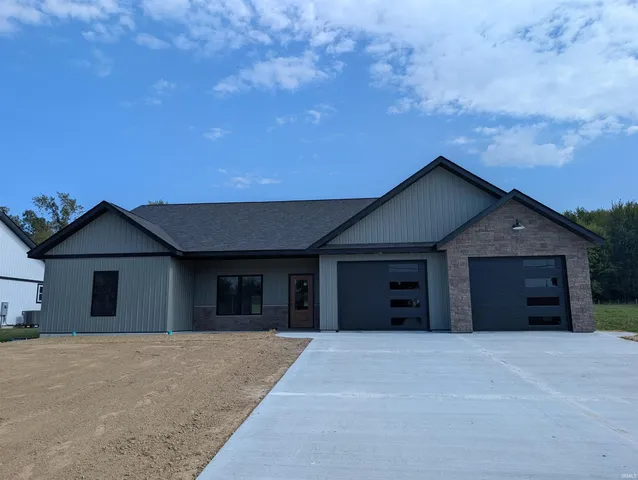 $360,000 | 211 Poplar Street, Loogootee, IN 47553