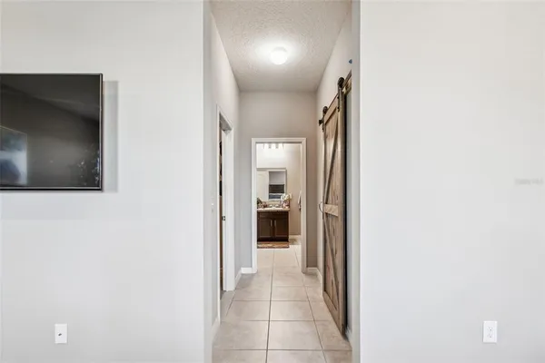 $370,000 | 2305 Gladiolus Lane, Mascotte, FL 34753