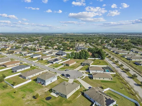 $370,000 | 2305 Gladiolus Lane, Mascotte, FL 34753