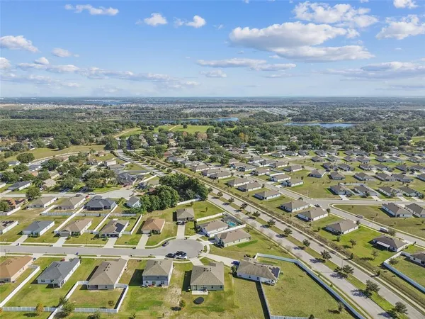 $370,000 | 2305 Gladiolus Lane, Mascotte, FL 34753