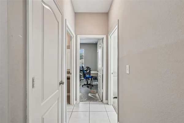 $370,000 | 2305 Gladiolus Lane, Mascotte, FL 34753