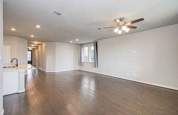 $2,350 | 145 Sunray Creek Drive, Katy, TX 77493