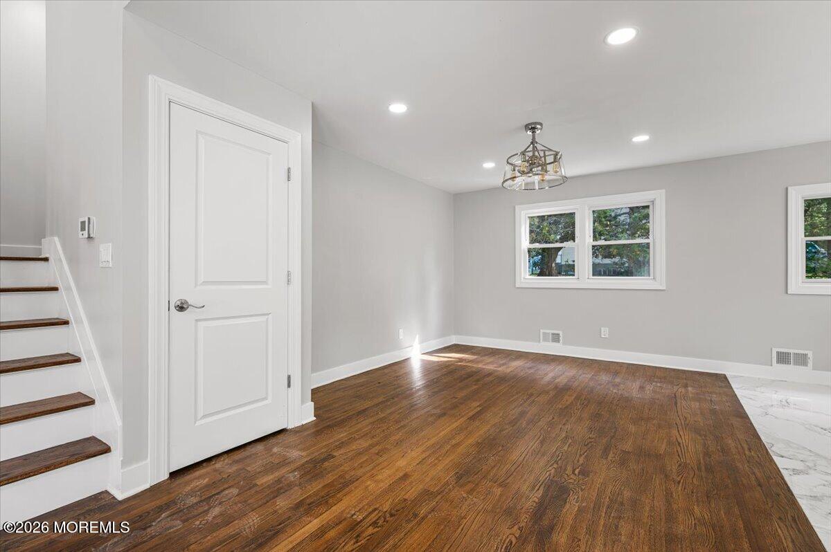 146 Bruce Road Red Bank, NJ 07701 - Photo 6 of 32 11-Dining Room