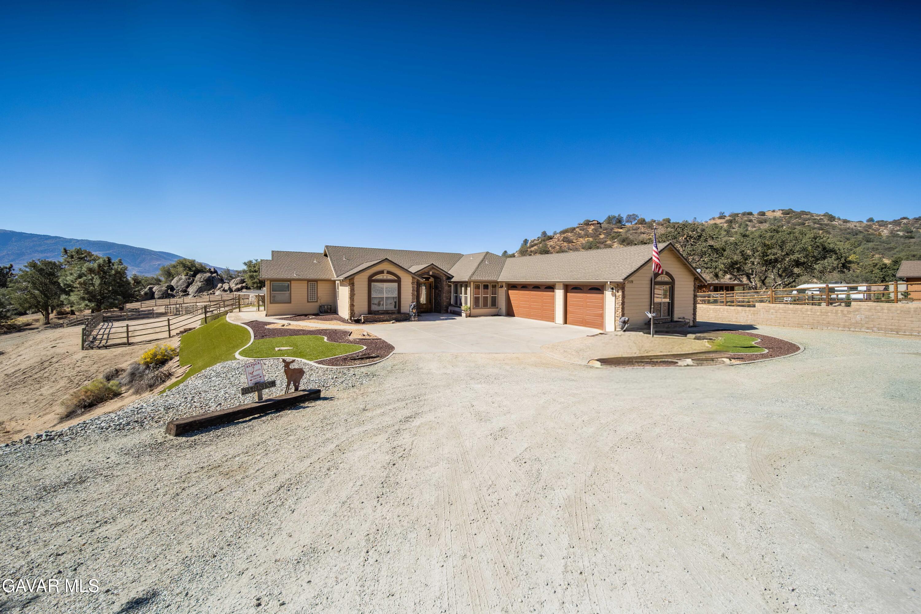 25370 Bear Valley Road Tehachapi, CA 93561 - Photo 3 of 65 25370 Bear Valley Rd Tehachapi-3