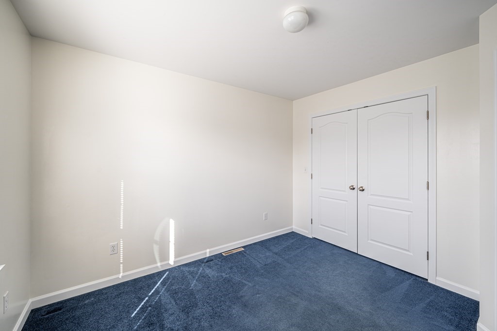 15 Hadley Court Springfield, MA 01119 - Photo 15 of 17