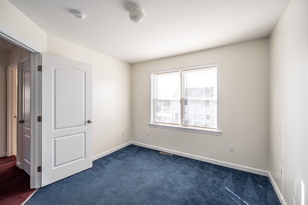 15 Hadley Court Springfield, MA 01119 - Photo 16 of 17