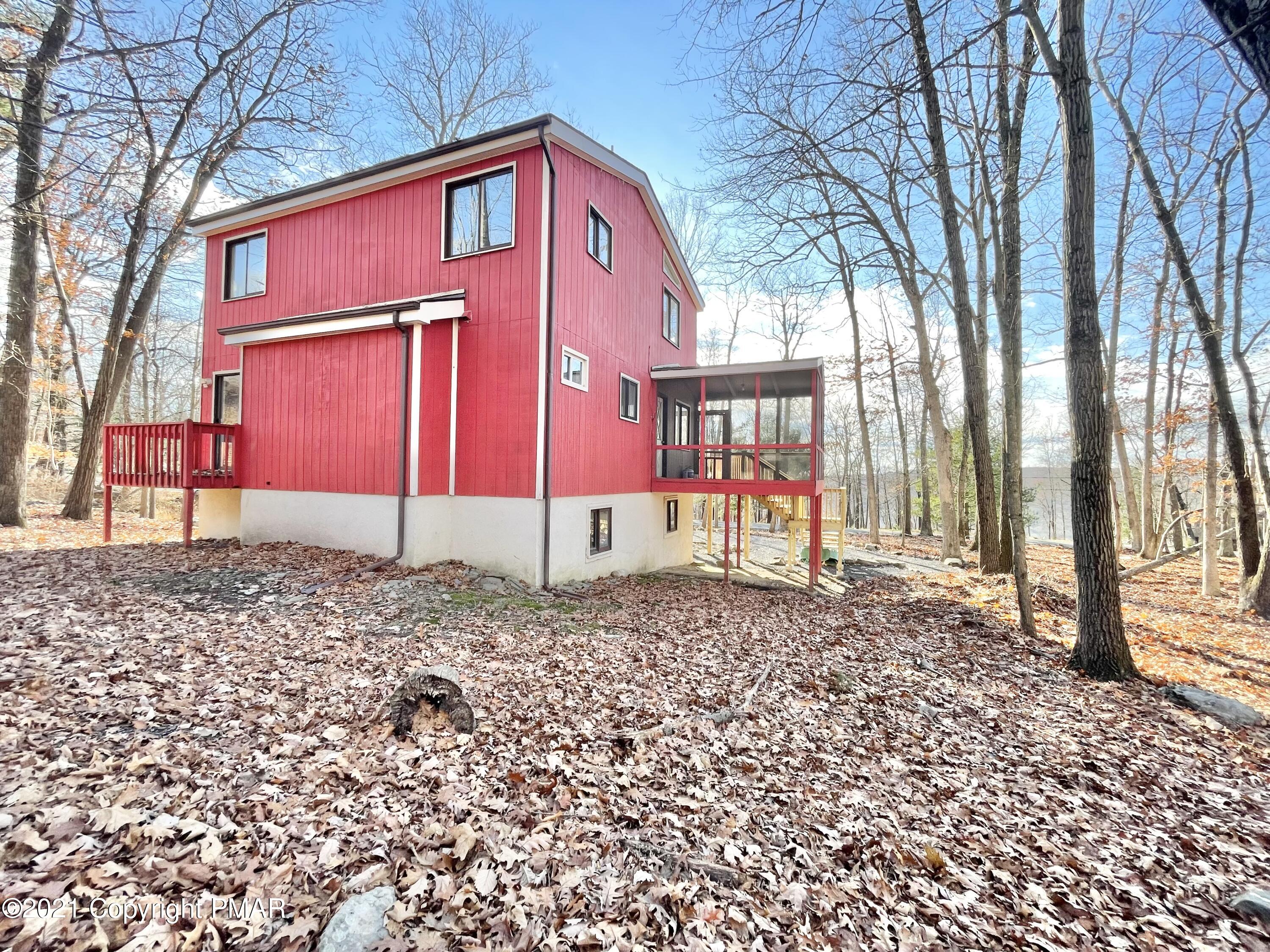 128 Ashley Court Bushkill, PA 18324 - Photo 15 of 87 Back View