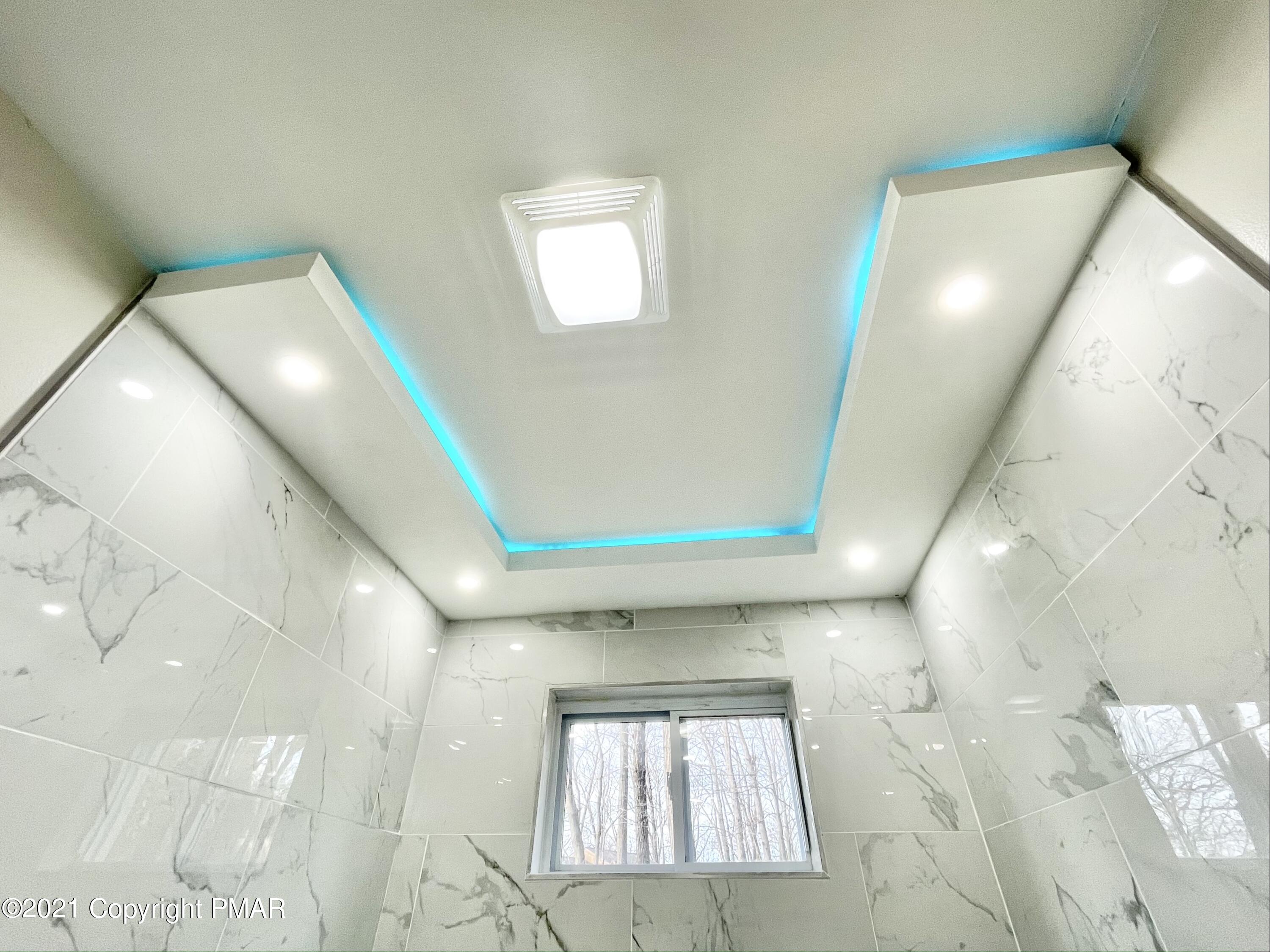 128 Ashley Court Bushkill, PA 18324 - Photo 55 of 87 LED Lights