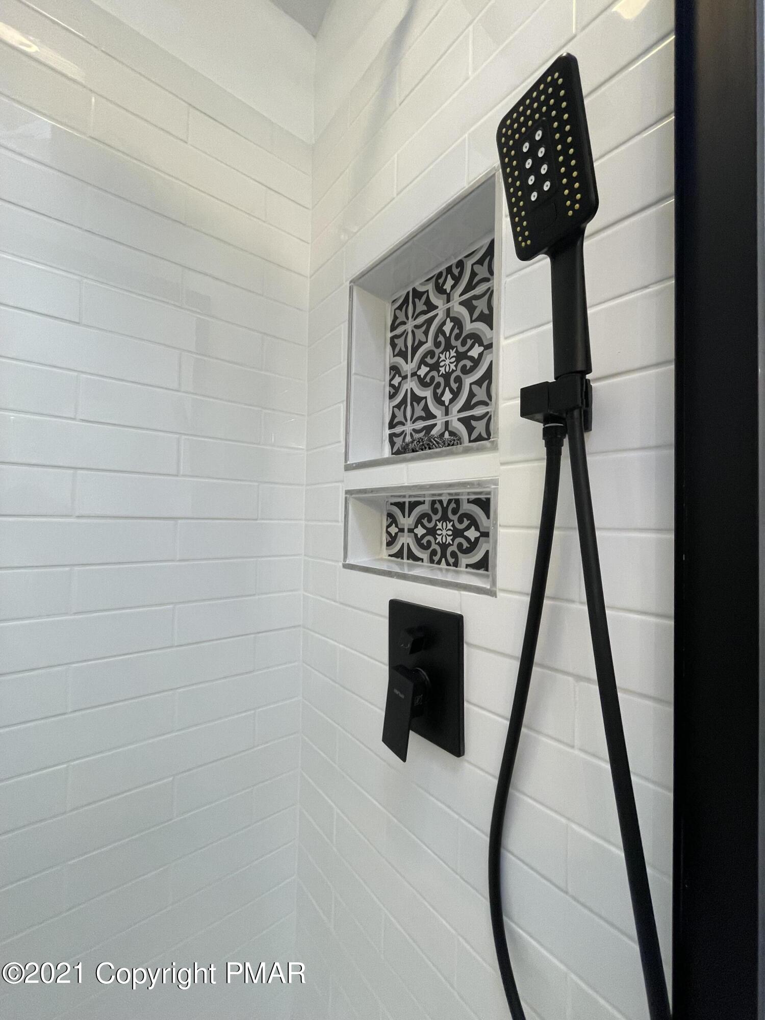 128 Ashley Court Bushkill, PA 18324 - Photo 81 of 87 Shower