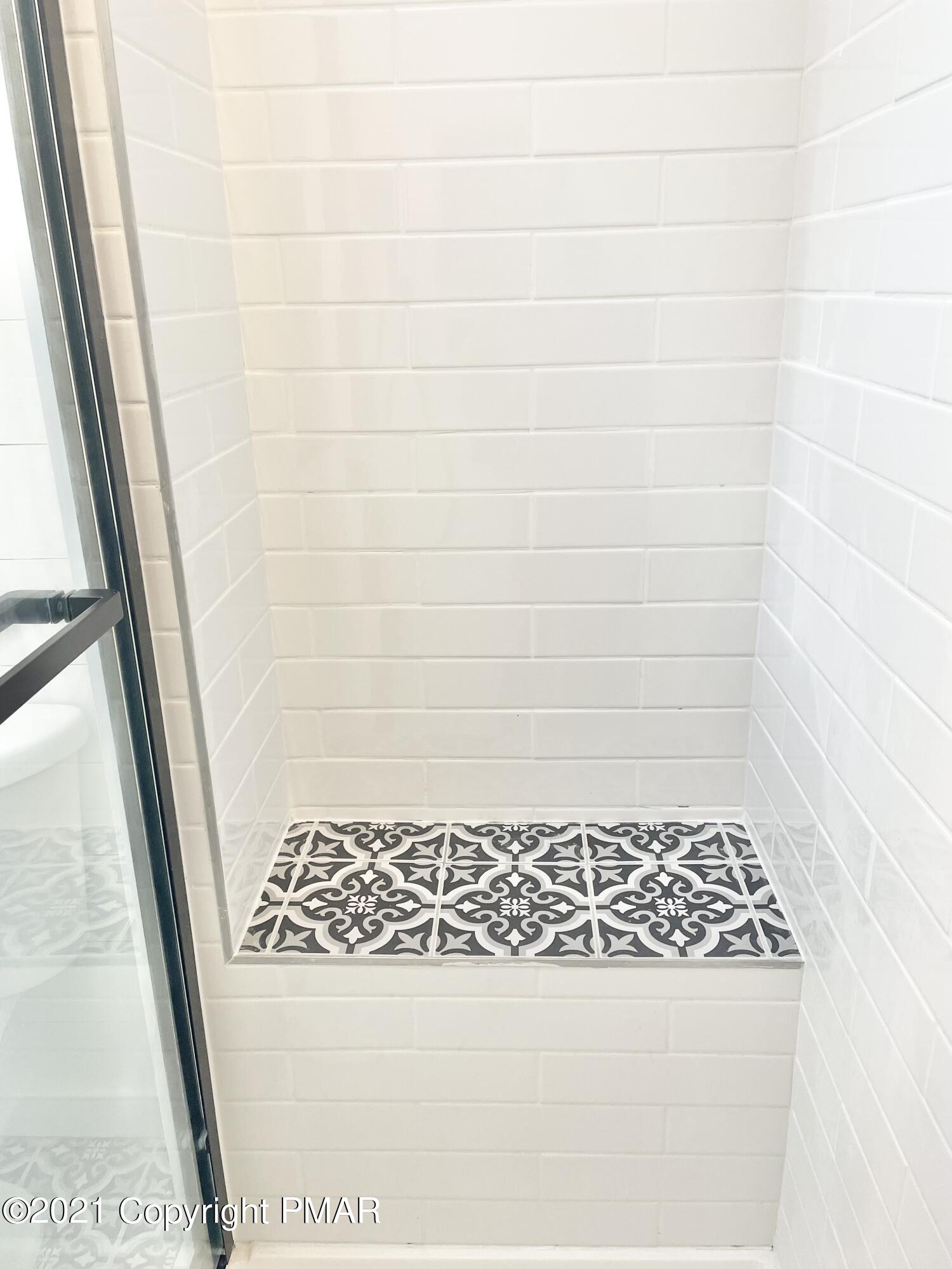 128 Ashley Court Bushkill, PA 18324 - Photo 82 of 87 Shower Seat