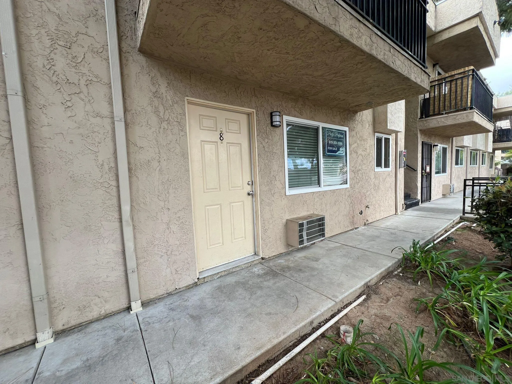 9860 Dale Avenue, Unit D8 Spring Valley, CA 91977 - Photo 12 of 19 an outdoor view of a house