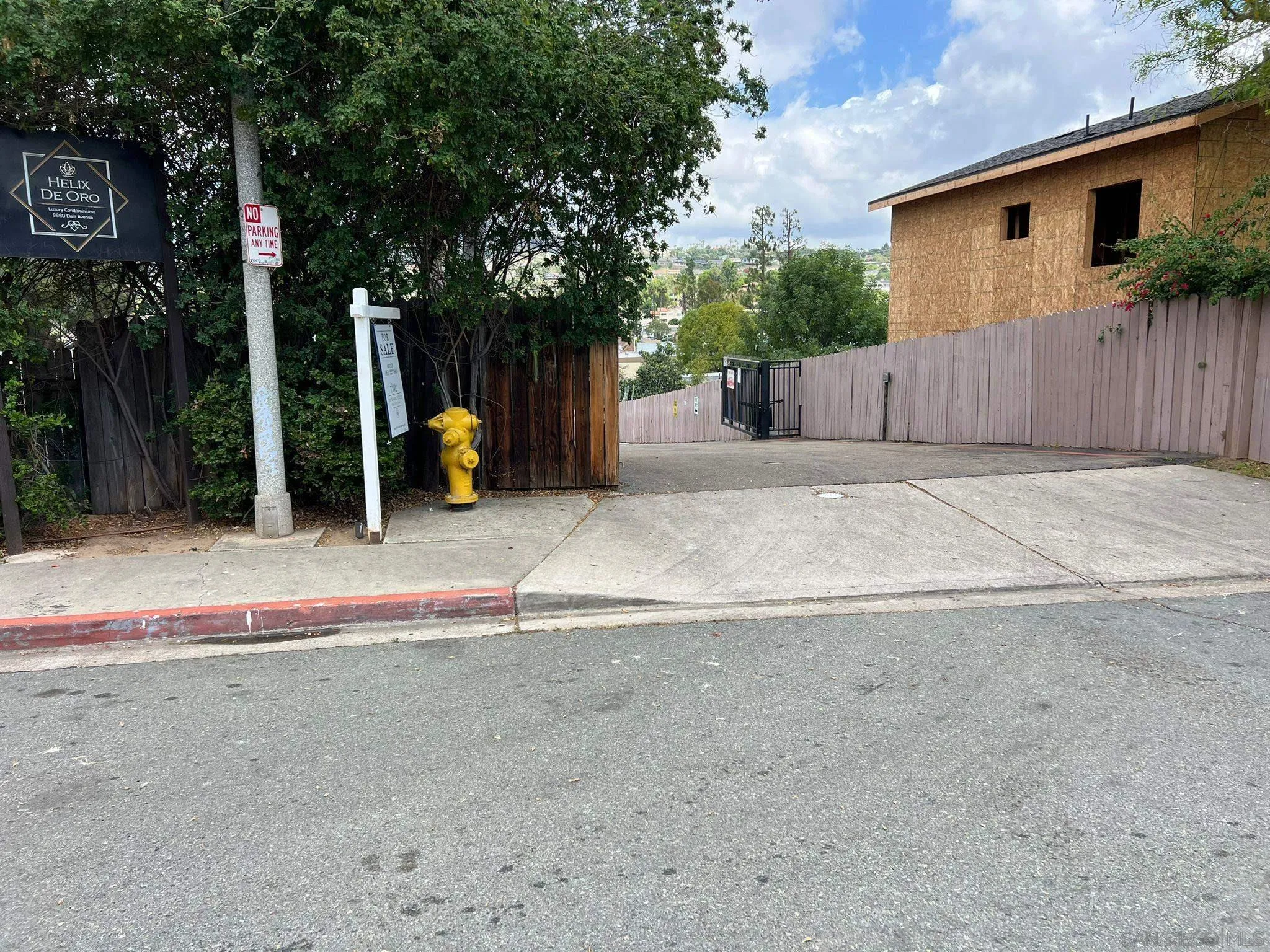 9860 Dale Avenue, Unit D8 Spring Valley, CA 91977 - Photo 13 of 19 a backyard of a house with portable swimming pool and outdoor seating