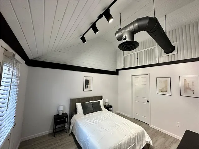 $1,175 | 3345 8th Avenue, Unit SIDEAPARTMENT, Fort Worth, TX 76110