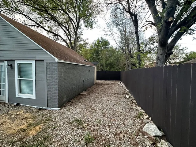 $1,175 | 3345 8th Avenue, Unit SIDEAPARTMENT, Fort Worth, TX 76110