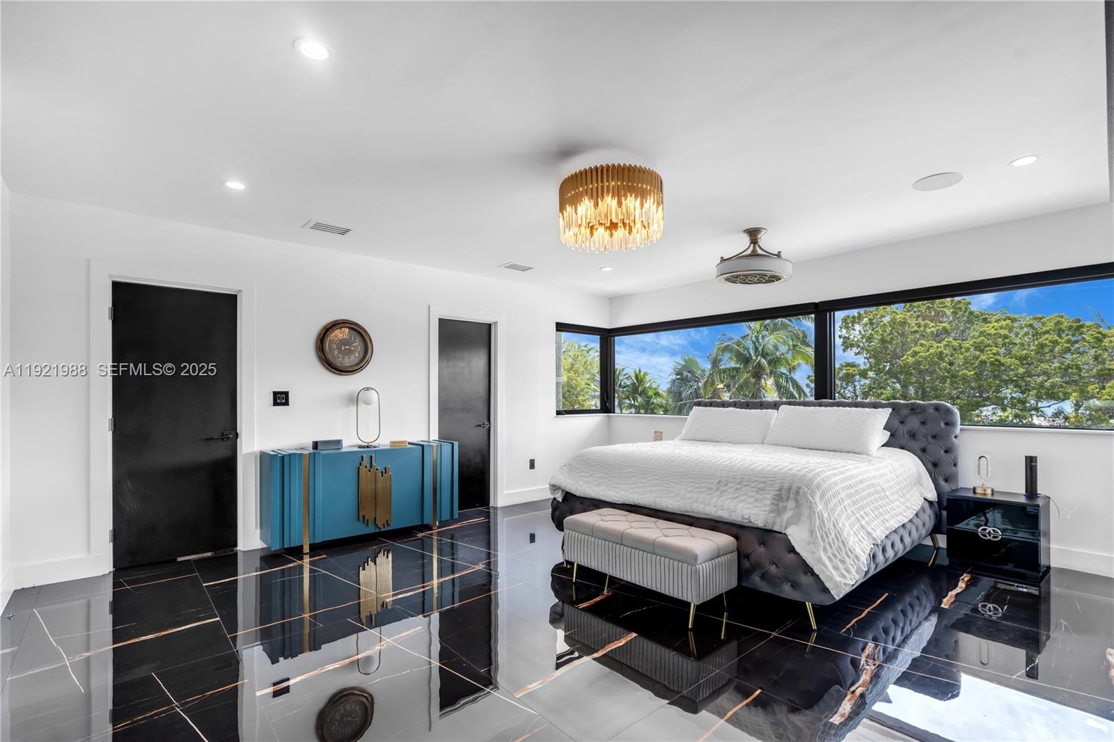 32 North Bounty Lane Key Largo, FL 33037 - Photo 42 of 86 a bed room with a bed and a window