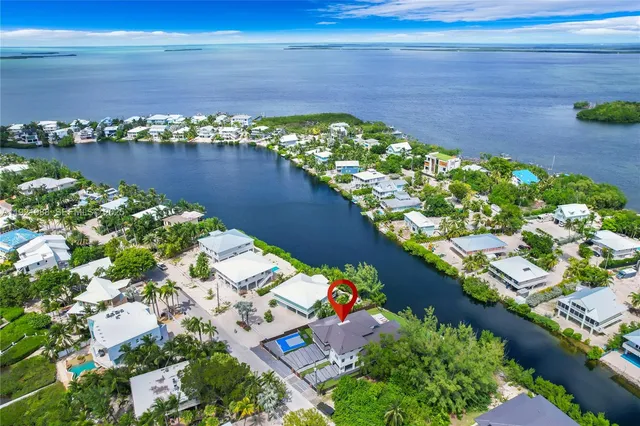 $3,325,000 | 32 North Bounty Lane, Key Largo, FL 33037