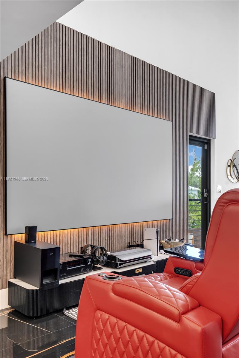 32 North Bounty Lane Key Largo, FL 33037 - Photo 9 of 86