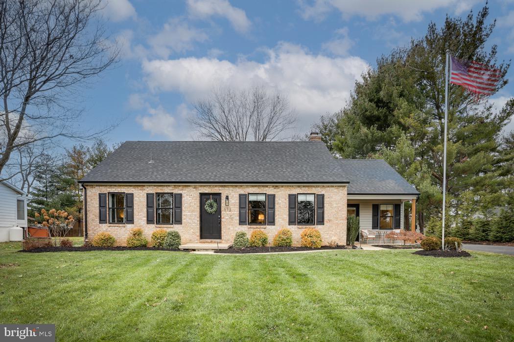 Welcome to 573 Marshall Drive in Westminster!