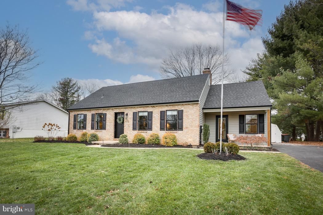 573 Marshall Drive Westminster, MD 21157 - Photo 2 of 36