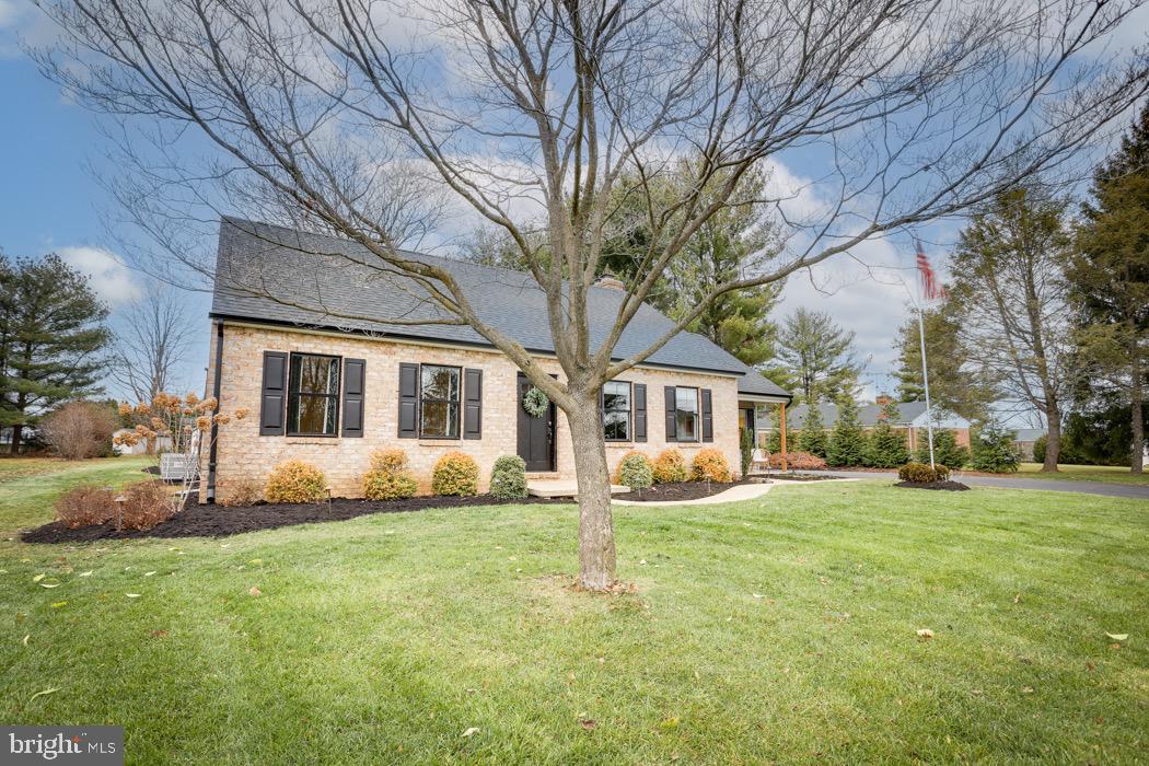 573 Marshall Drive Westminster, MD 21157 - Photo 3 of 36