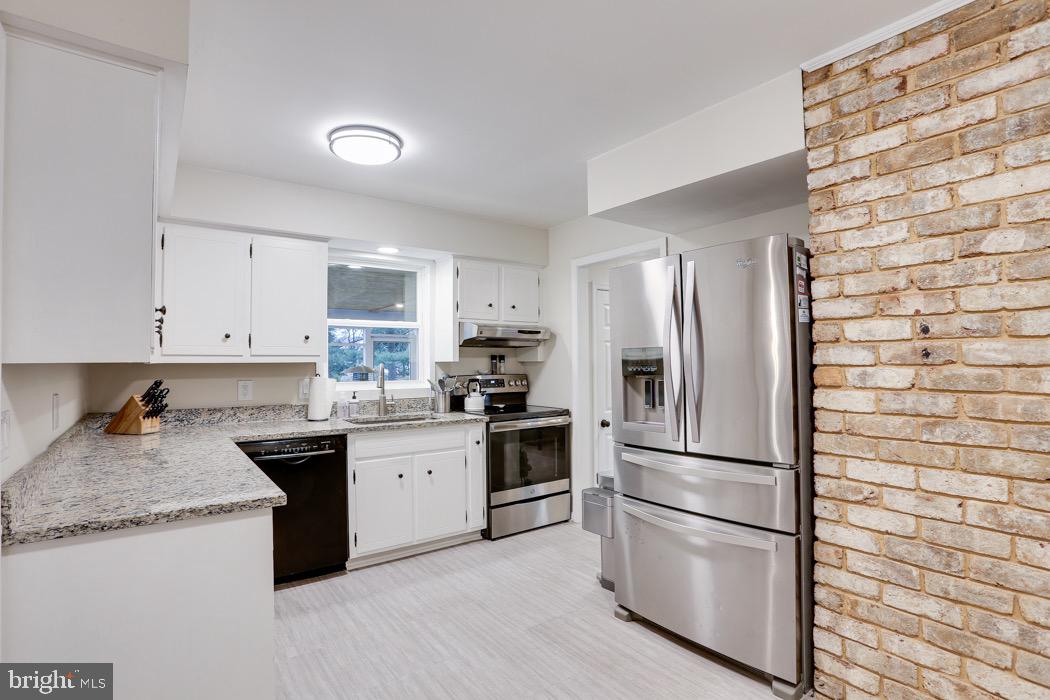 573 Marshall Drive Westminster, MD 21157 - Photo 6 of 36 kitchen