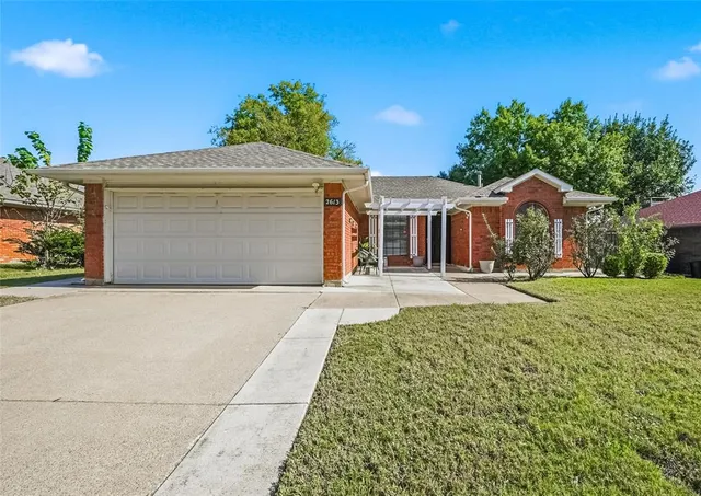$323,900 | 2613 Parkview Drive, Corinth, TX 76210