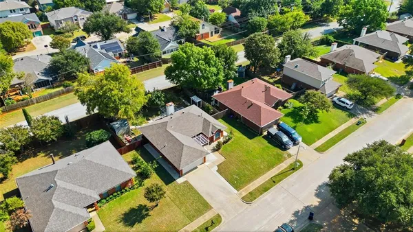 $328,900 | 2613 Parkview Drive, Corinth, TX 76210