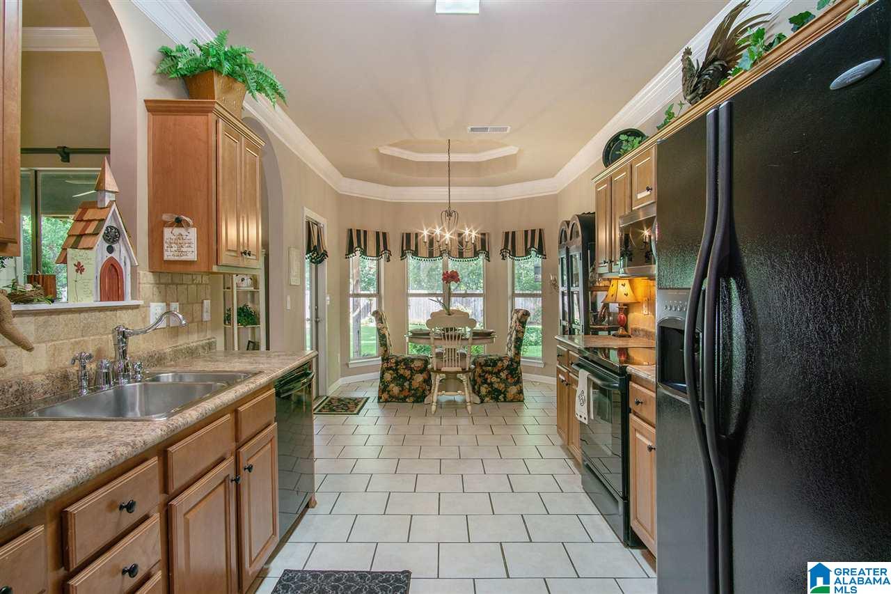 608 Barkley Circle Alabaster, AL 35007 - Photo 12 of 45