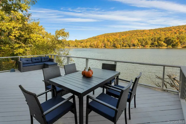 $1,295,000 | 39 Knapp Road, South Salem, NY 10590