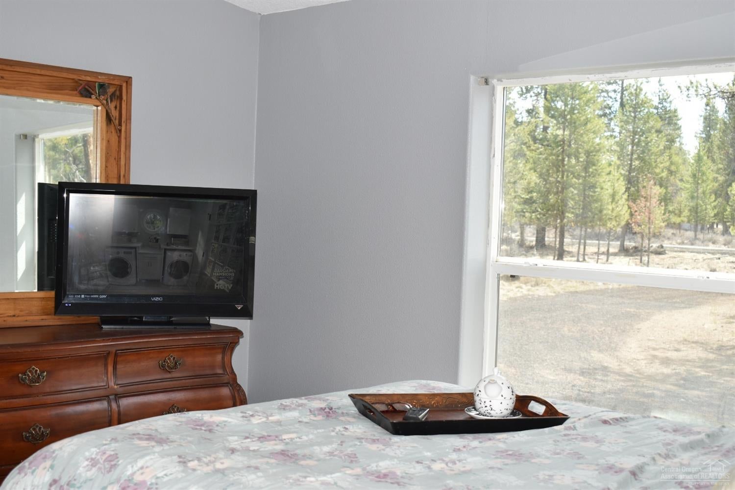 144916 Ringo Court La Pine, OR 97739 - Photo 15 of 23 Master bedroom