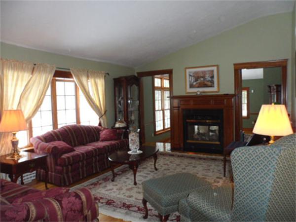 69 Ames Road Sudbury, MA 01776 - Photo 4 of 21 Gallery Image 4