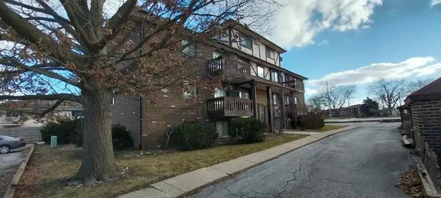 $1,100 | 352 North Birch Street, Unit 5, Manteno, IL 60950