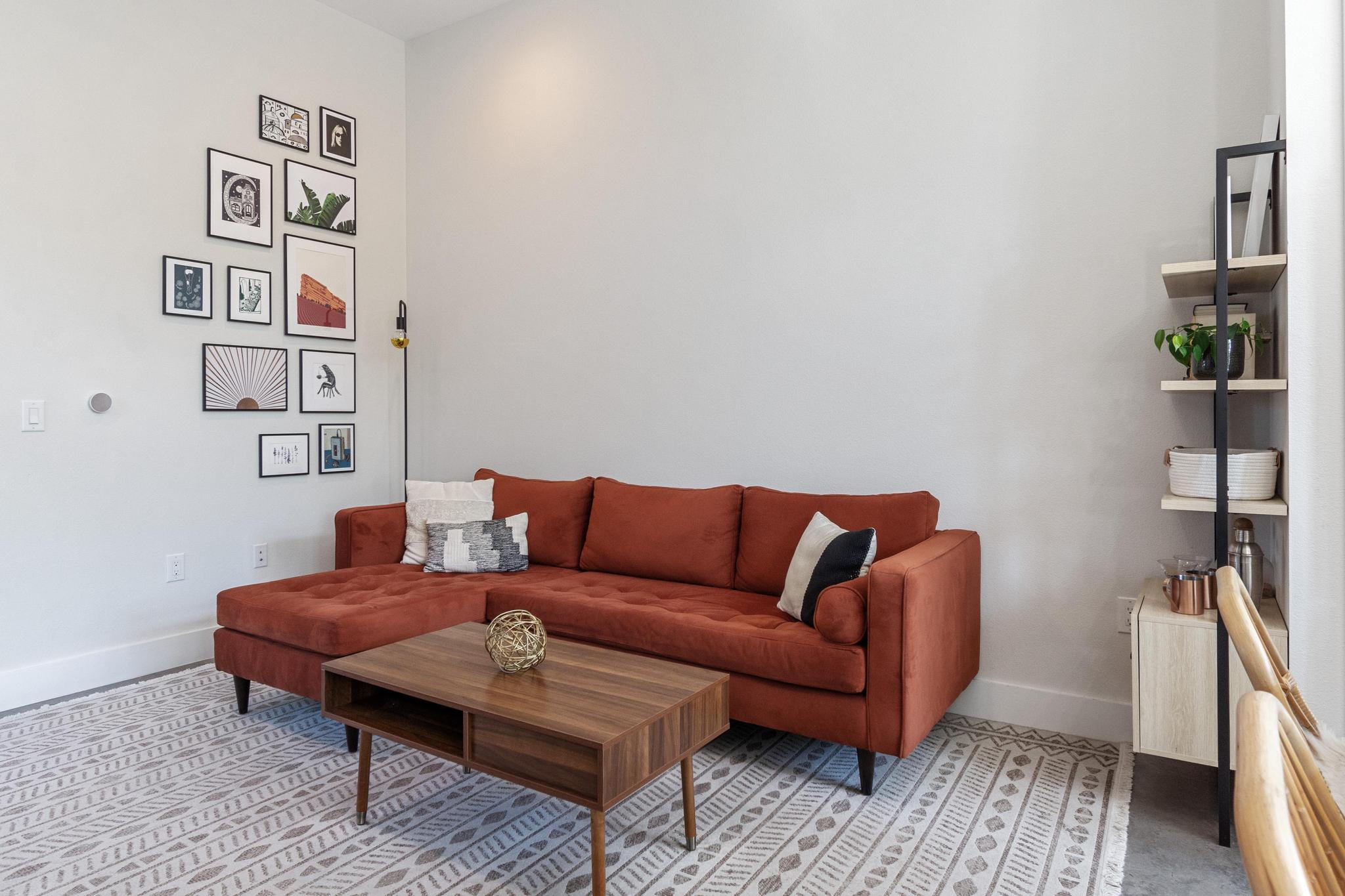 1177 Pandora Street, Unit B Austin, TX 78702 - Photo 13 of 30 Living area with baseboards